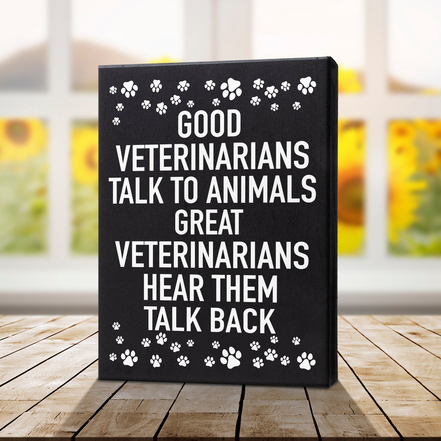JennyGems - Good Veterinarians Talk to Animals, Great Veterinarians Hear Them Talk Back - Veterinarian Decor - Veterinarian Gift - Funny Sayings for Veterinarians - Veterinarian Signs - Vet Plaque
